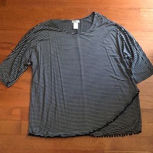 3/4 sleeve top with pom pom trim Navy & white